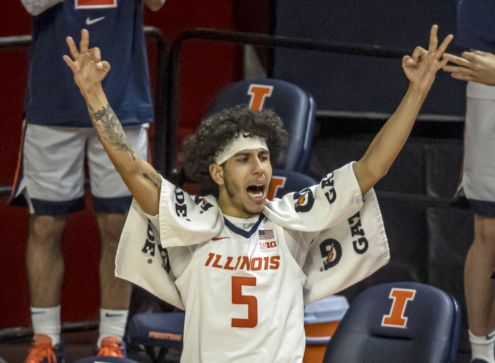 Illini Minn gallery 24 121520.JPG